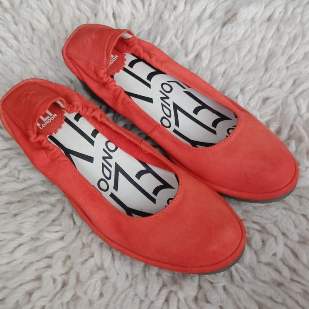 Fly London flats